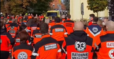 Tragiczny wypadek na służbie. Tłumy pożegnały ratownika medycznego