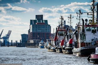 Niemcy szukają pracowników żeglugi. Marynarze za 3,5 nauki dostaną do 76 tys. euro