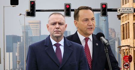 Nie będzie ewakuacji koczujących Polaków? Rząd na razie czeka na rozwój wypadków