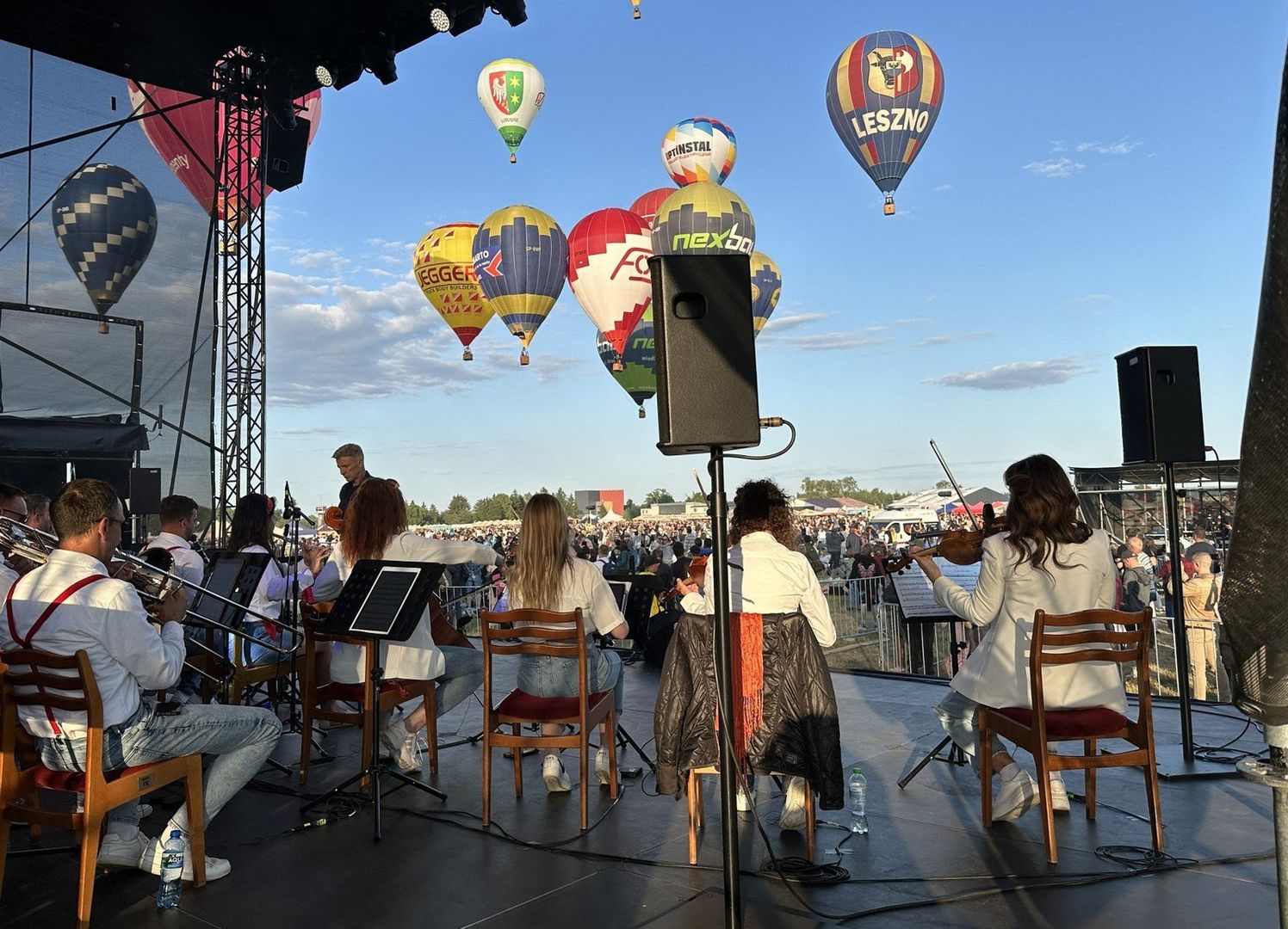 Dzień pierwszy Antidotum Airshow 2025 w Lesznie