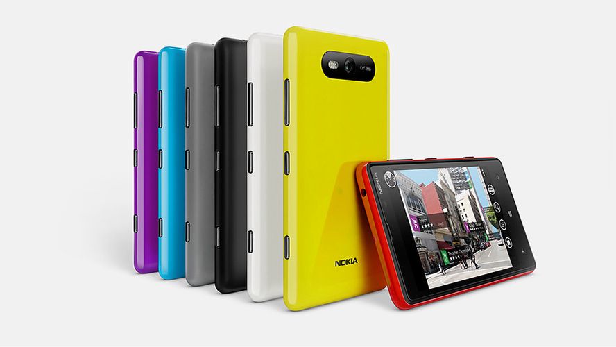 Nokia Lumia 820 - dane techniczne 1