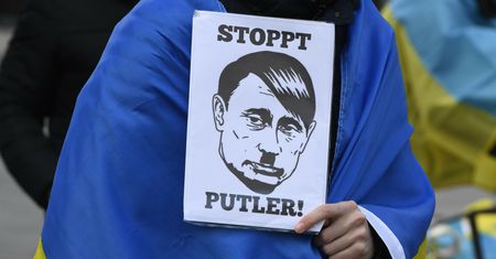 "Władimir P. to regularny bandyta". Polityk porównał go do Hitlera