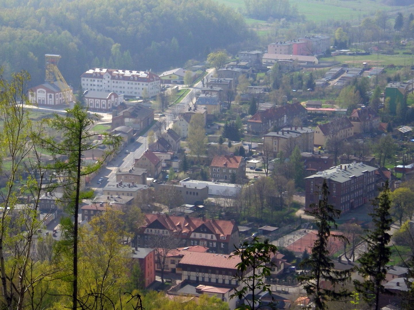 Oto najbiedniejsze polskie miasta. Dominuje jeden region