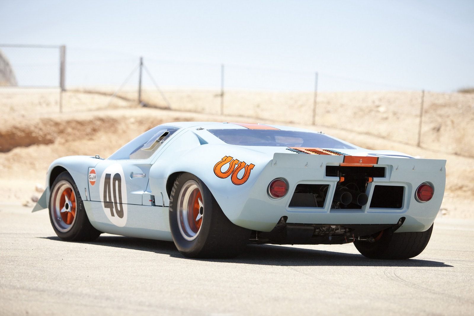 Ford GT40 Gulf/Mirage Lightweight z filmu z McQueenem [galeria] 16