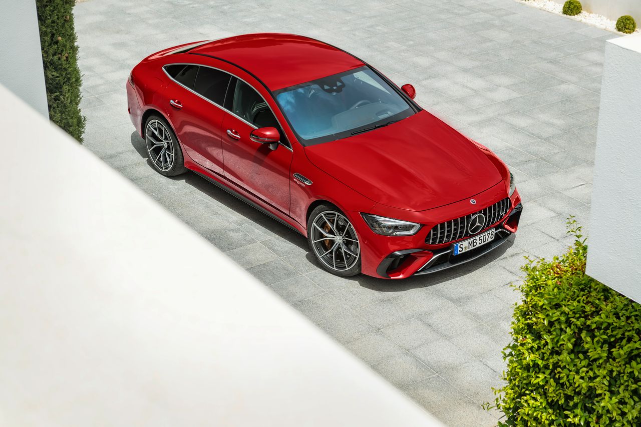 Merceces-AMG GT 4-door Coupe 63 S E Performacnce