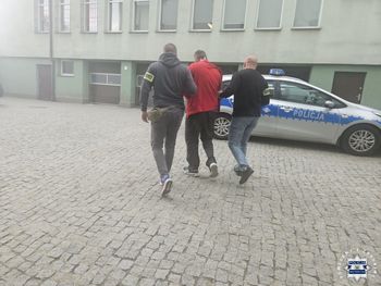 Pościg ulicami Ostrowca Świętokrzyskiego. 40-latek miał dożywotni zakaz i ponad pół promila