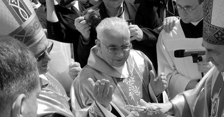 Ksiądz Eugeniusz Makulski nie żyje. Zbudował bazylikę w Licheniu, ciążyły na nim poważne zarzuty