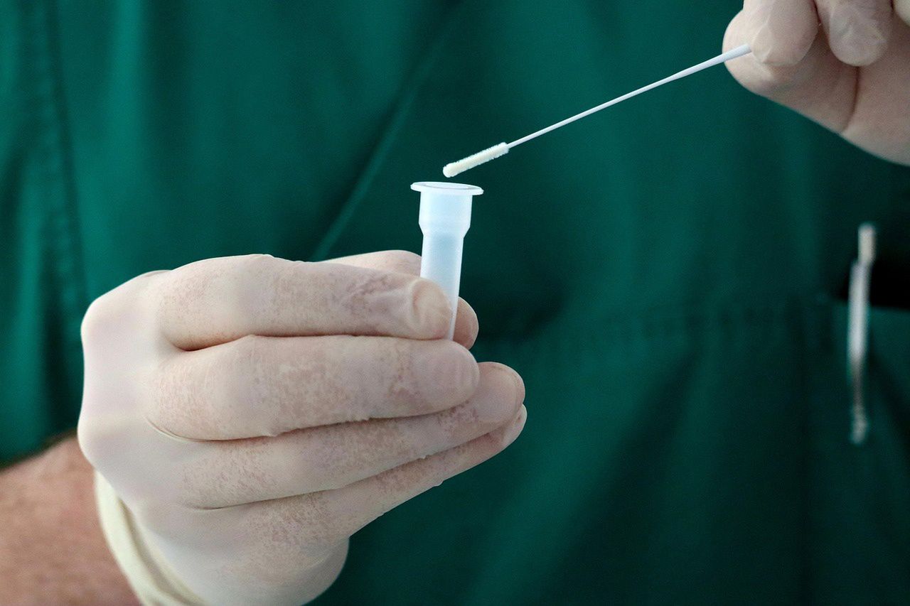 Rozprzestrzenia się nowy wariant COVID-19