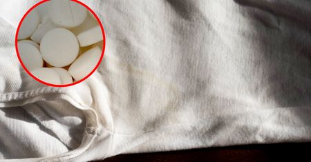 Kup w aptece, rozpuść i wetrzyj w plamy. Znikną bez śladu
