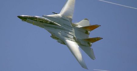 F14 CADC – pierwszy mikroprocesor. Powstał, żeby bronić lotniskowców