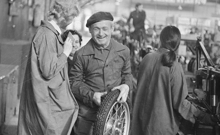 Kto przeżył PRL, ten powinien zgarnąć komplet. 10 pytań
