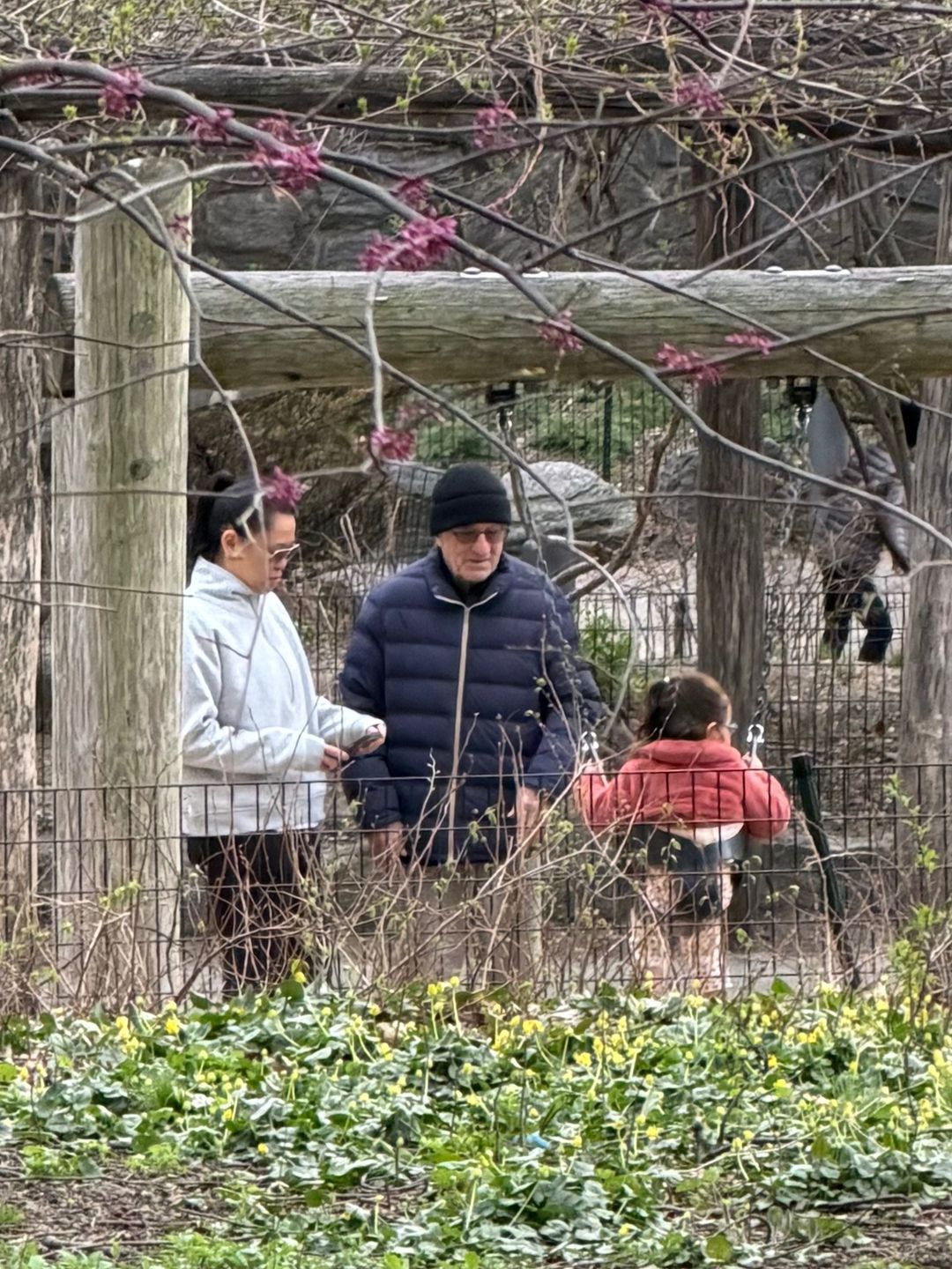 Robert De Niro z partnerką i córką