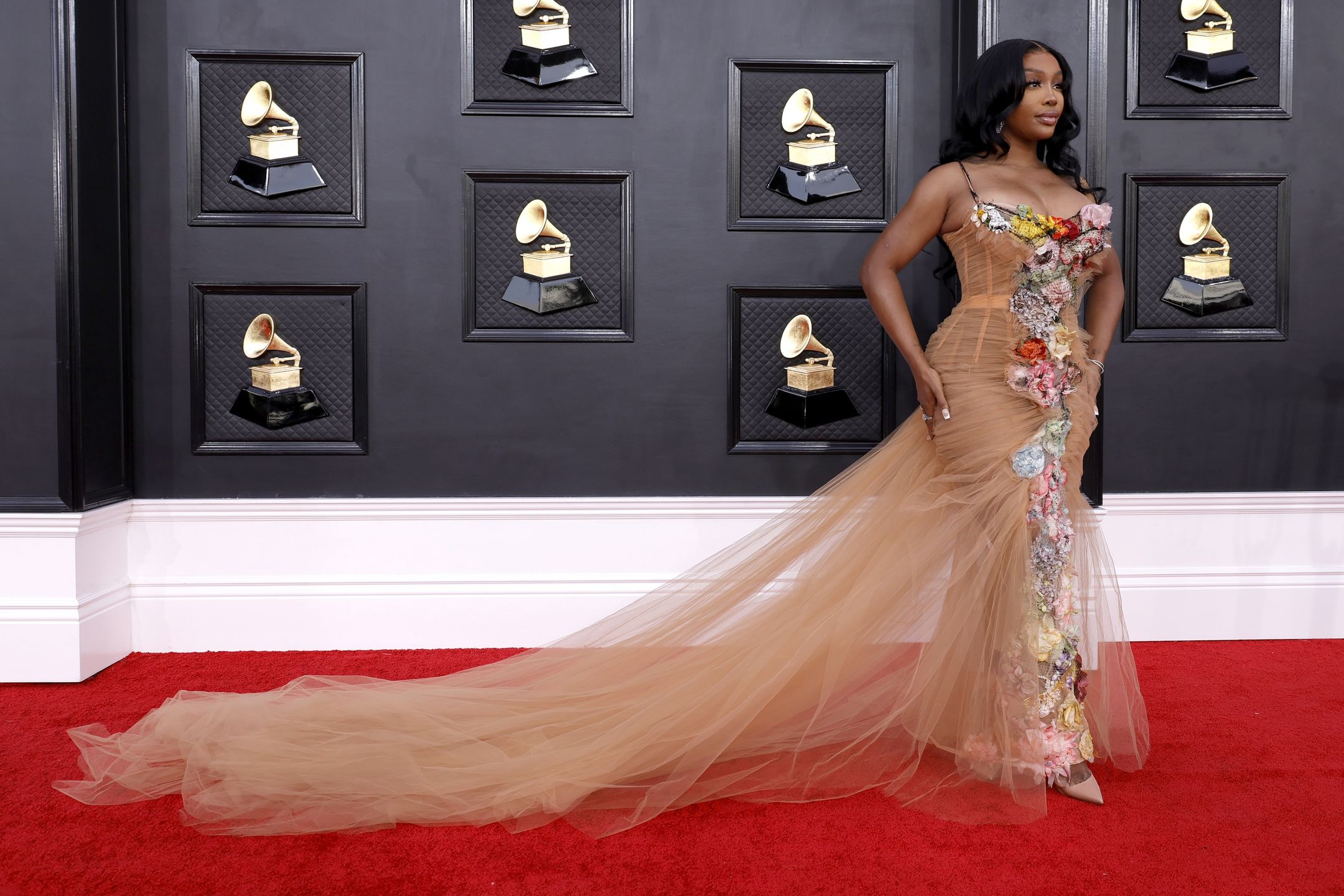 Grammy 2022 - czerwony dywan
