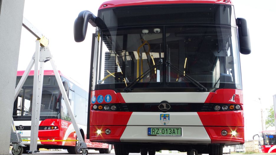 Śląskie. Do zajezdni MPK w Częstochowie dotarły już ostatnie z zamówionych 15 autobusów elektrycznych Autosanu.