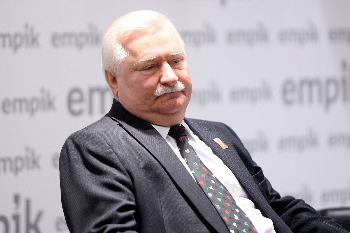 Lech Wałęsa do policjantów: "Przestańcie wspierać obecnych decydentów"
