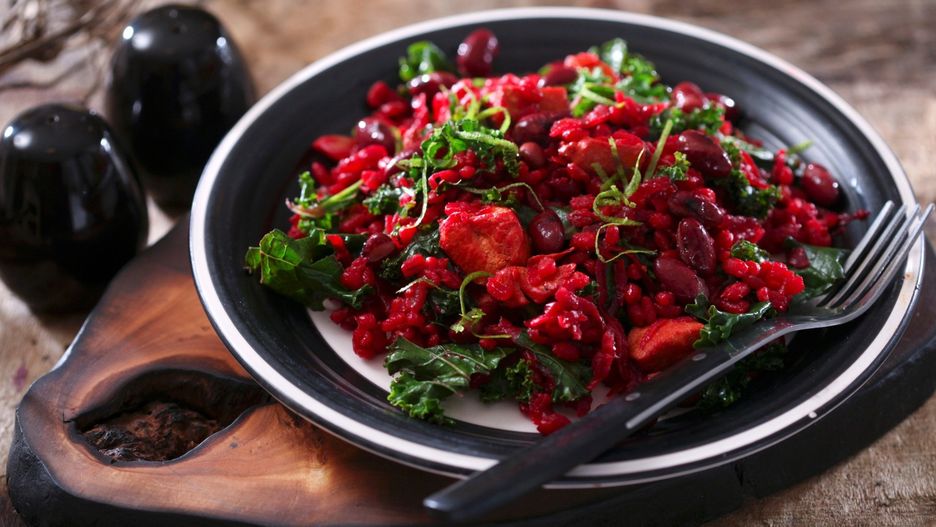 Kaszotto z kaszy jaglanej z burakami, kurczakiem