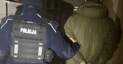 Kluczbork: Niefortunne spotkanie na schodach. 41-latek wpadł, bo policjanci mieli "nosa"