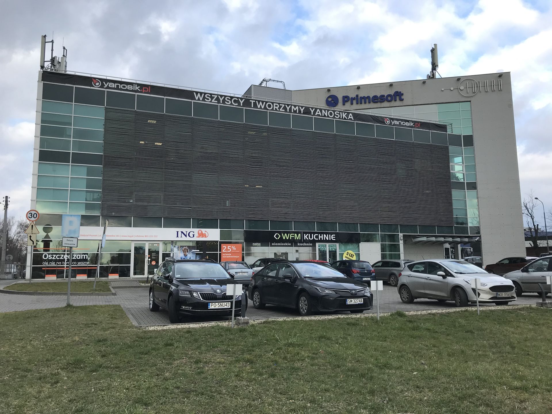 Syndyk sprzeda biurowiec w Poznaniu