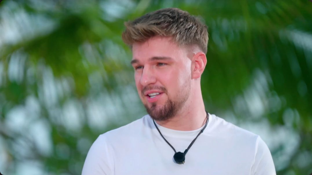 Oliwia z "Hotel Paradise"