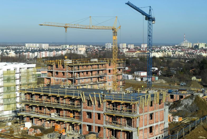 Polacy znów ruszyli po mieszkania. Rynek kredytów się odbudowuje