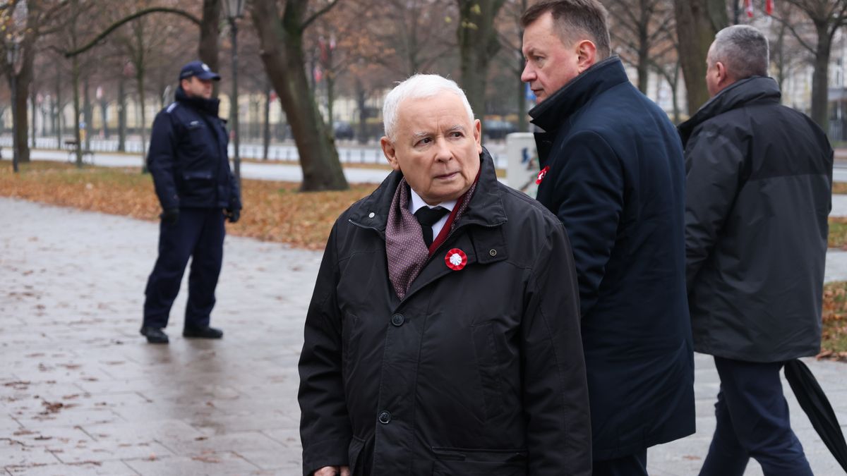 Jaros�aw Kaczy�ski
Albert Zawada
107 107., 11 Listopada, delegacja, kwiaty, obchody, polityk, polityka, pomnik, pomnikiem, wieniec, rocznica odzyskania