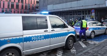 Bójka na dworcu Poznań Główny. Użyto noża. Są ranni!
