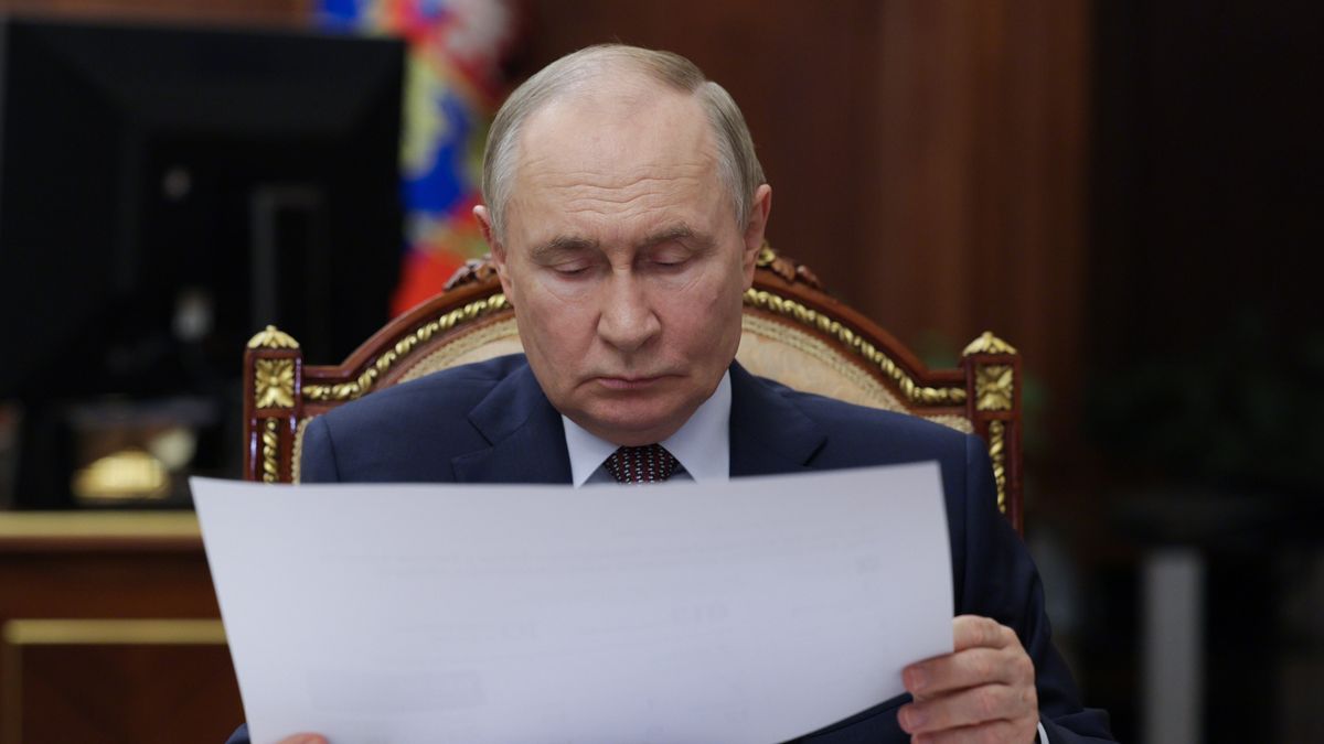 Russian President Vladimir Putin meets with Director General of the Agency for Strategic Initiatives (ASI) Svetlana Chupsheva, at the Kremlin in Moscow, Russia, 11 September 2025. EPA/SPUTNIK / KREMLIN POOL MANDATORY CREDIT Dostawca: PAP/EPA.