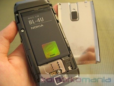 Cellna recenzja: Nokia E66 11