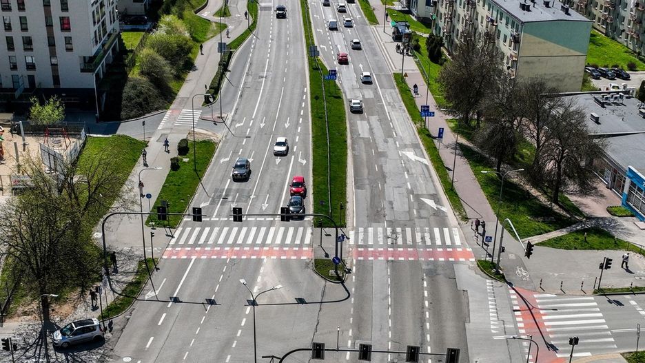 Remont nakładkowy obejmie zachodnią jezdnię na odcinku od skrzyżowania z ulicą Turystyczną do skrzyżowania z ulicą Jesionową. 