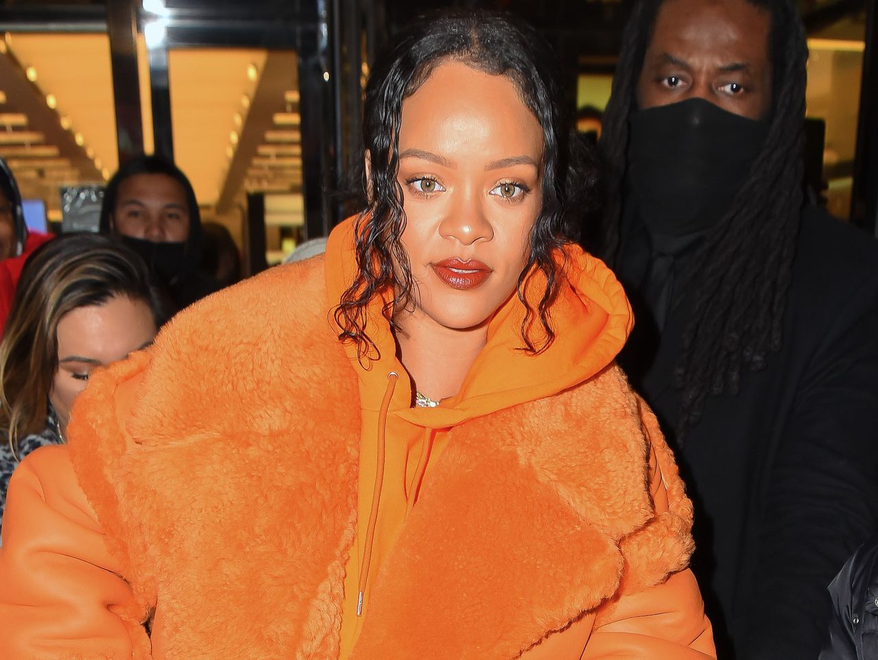 Rihanna będzie mamą! Tak ukrywała ciążę w ostatnich tygodniach