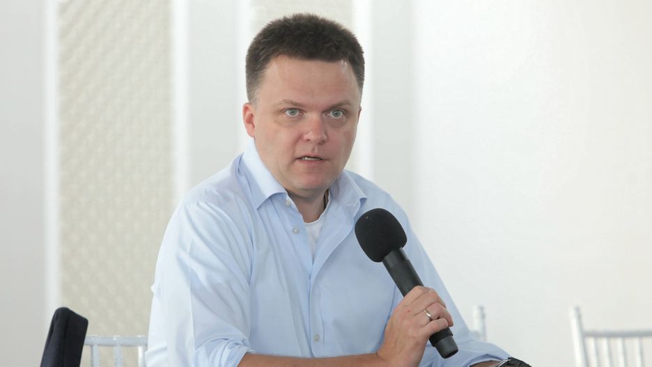 Szymon Hołownia w mocnych słowach krytykuje opozycję za poparcie podwyżek wynagrodzeń dla posłów
