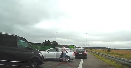 Wypadek i korek na drodze ekspresowej. Tak zareagowali kierowcy