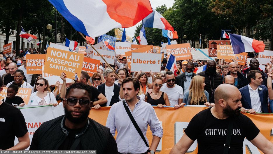 Koronawirus we Francji. Protesty przeciwko certyfikatom sanitarnym / Zdjęcie z sierpnia 