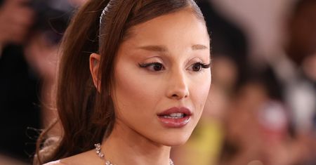 Ariana Grande wycofuje się z życia publicznego. Wyjaśniła swoją decyzję