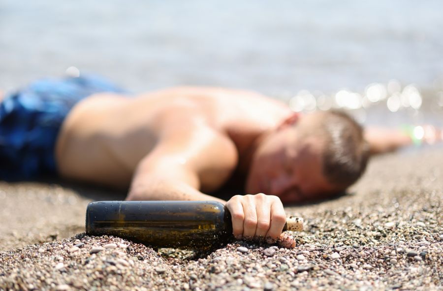 Nadużywający alkoholu turyści są plagą Balearów