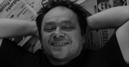 Nie żyje Tomasz Wiater. Jego rysunki w tygodniku "Nie" znał każdy