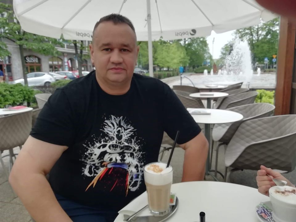 Poczta Polska podaje jako powód zwolnienia Pawła Cieżniaka jego aktywność w mediach społecznościowych. Uznała ją za godzącą w dobro zakładu pracy.