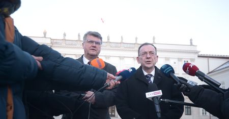 Kulisy zatrzymania Wąsika i Kamińskiego. Mastalerek: policja użyła siły