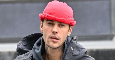 Justin Bieber awanturował się z paparazzi. Teraz przyznał, że ma problemy z opanowaniem GNIEWU. "Jestem WYCZERPANY"
