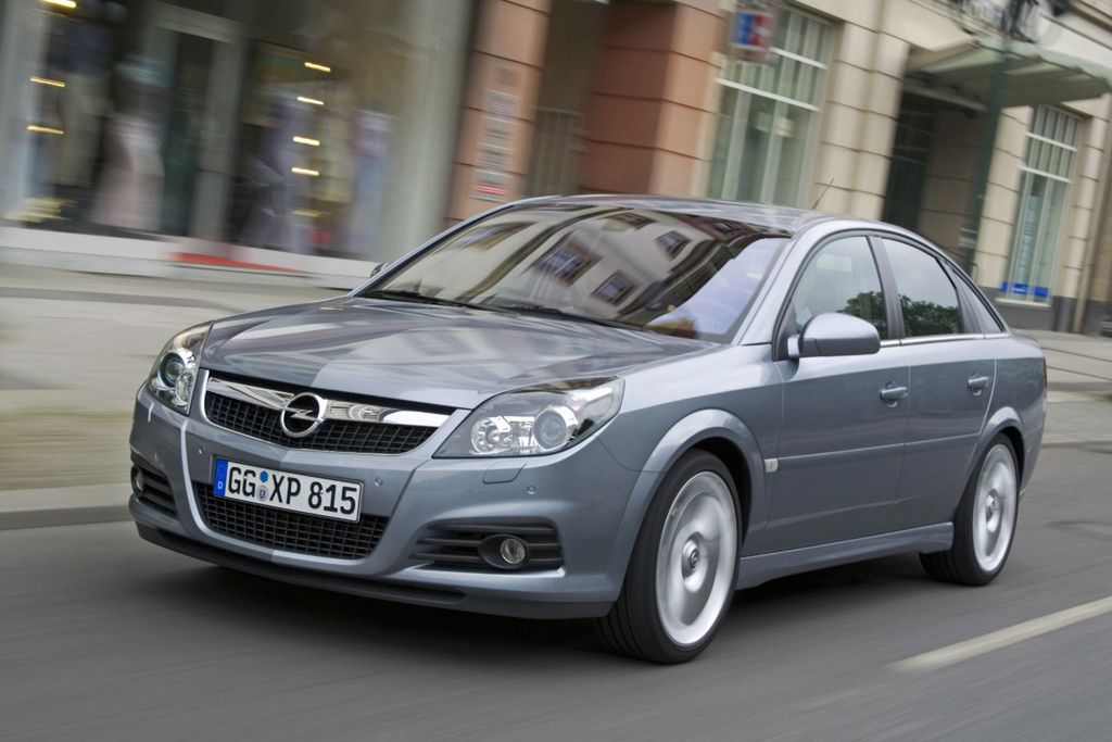 Do kraju sprowadzono milion samochodów używanych