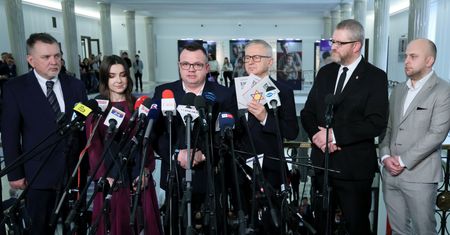 Kontrowersyjny asystent Konfederacji. "Poglądy są prywatną sprawą"