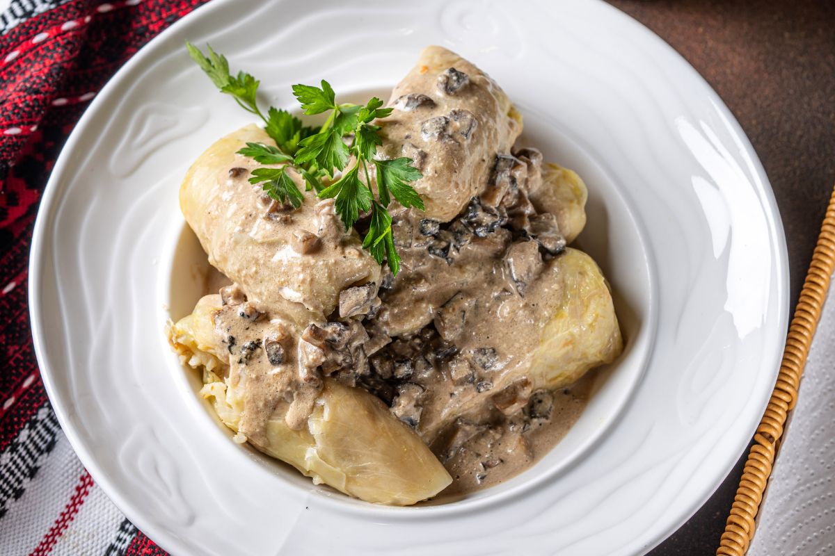 Świąteczne gołąbki piekę tylko w takiej temperaturze. Kapusta jest mięciutka i delikatna, a farsz nie za suchy