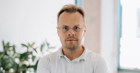 Dostawczaki 2025: Diesel wciąż króluje, ale firmy coraz częściej myślą o kosztach, nie o marce