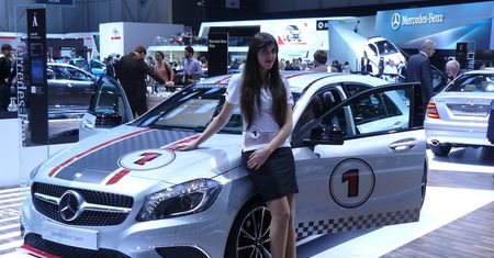 Dodatki dla klasy A prosto od Mercedesa [Genewa 2013]