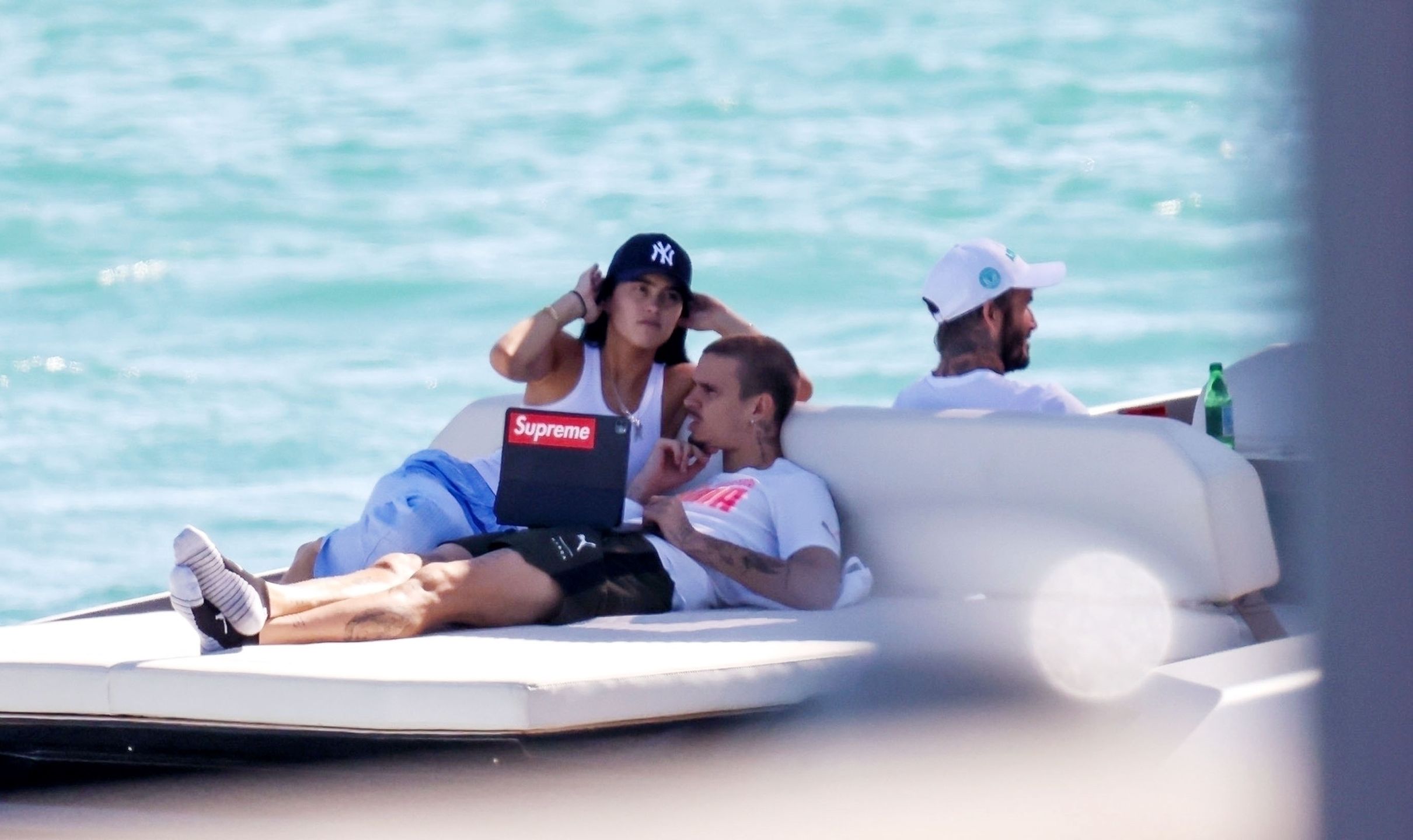 Romeo Beckham i Kim Turnbull