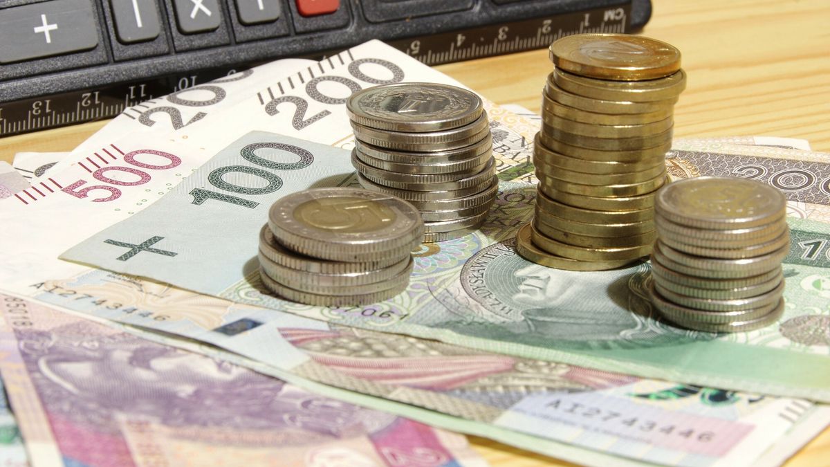 Stock Marek Bazak
Fot. Zofia i Marek Bazak/East News,
N/z pieniadze, banknoty i monety.
ZOFIA BAZAK