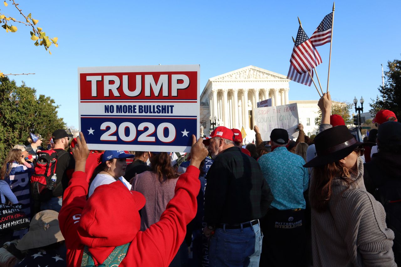 Wybory w USA. Donald Trump zyska? Odnaleziono 2,6 tys. głosów