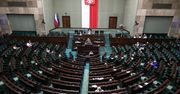 Posłowie pracują coraz mniej. Liczba posiedzeń spada