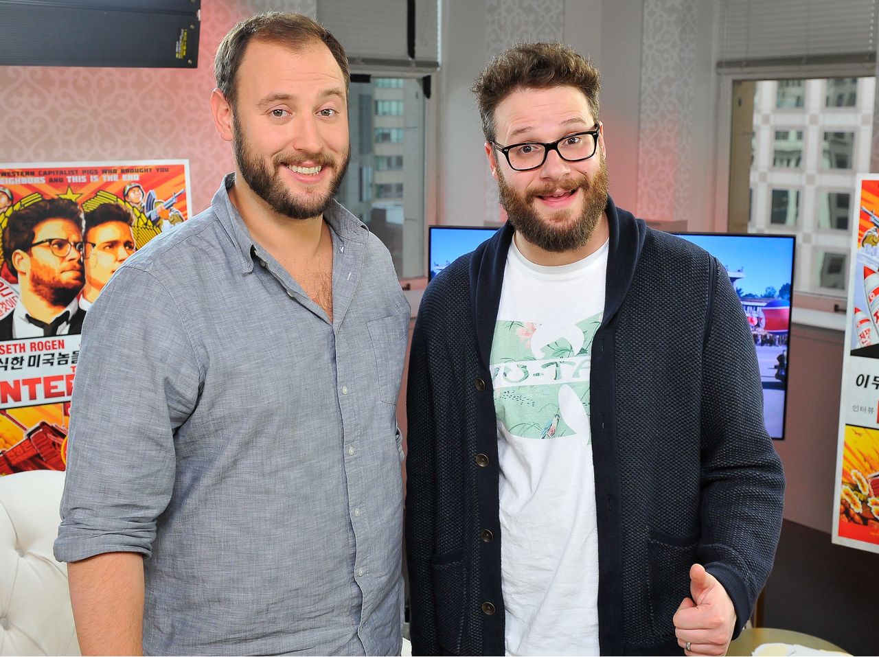 Evan Goldberg i Seth Rogen, autorzy filmu "Amerykanin w marynacie"