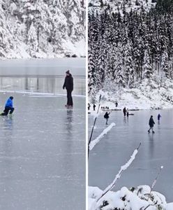 Sceny nad Morskim Okiem. Turyści z dziećmi zrobili sobie lodowisko